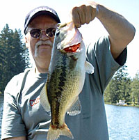 Author Bruce Middleton with a hefty NorthWest bass