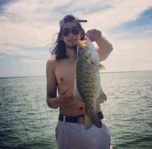 23inch smallmouth.jpg