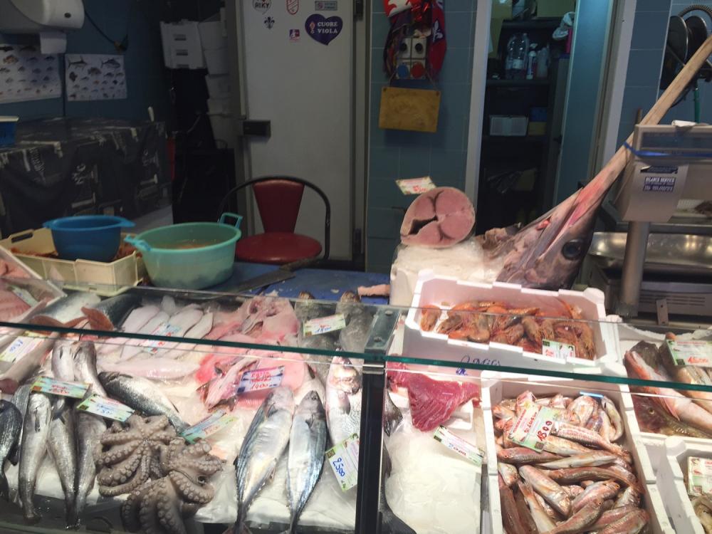 fish market.jpg