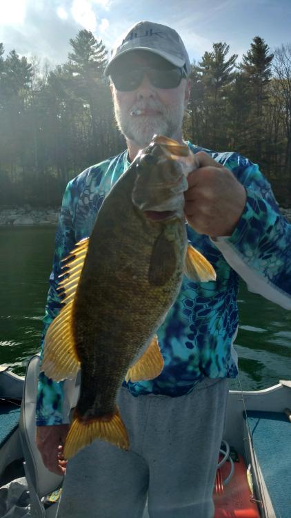 smallie.thumb.jpg.80b28c8b81a632b66264b75a8d61ce98.jpg