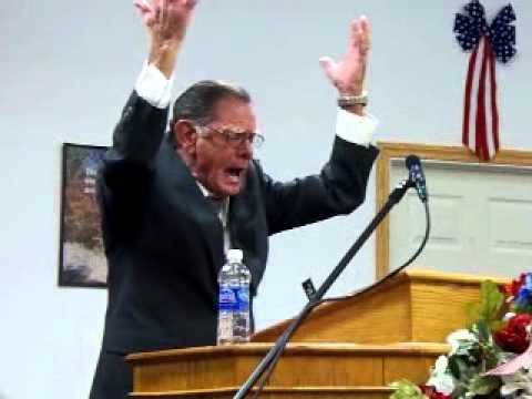 preacher.jpg.9ac34a882e1658987bce2271ef18d635.jpg