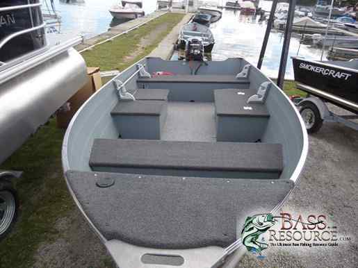 Smoker Craft Big Fisherman
