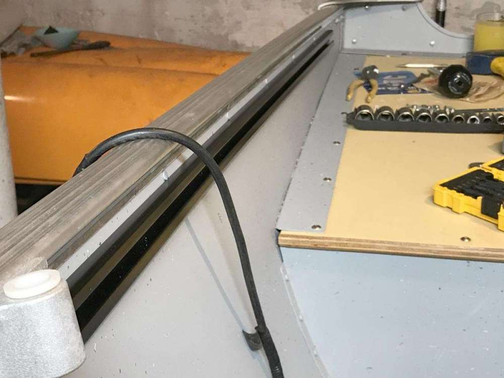 rails_closeup.jpg