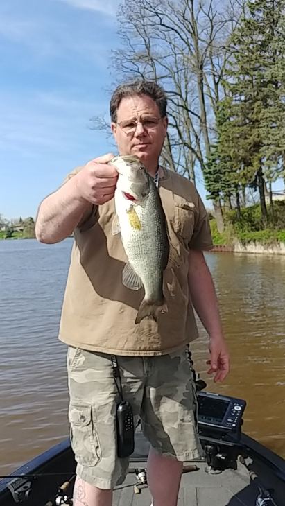 1300512940_islandlake2.PNG.7afa66f6e30882ddf4e6848c2399dc37.PNG