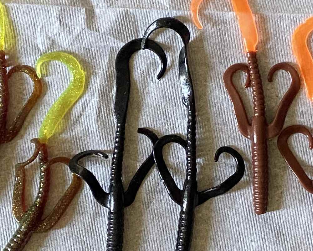 1084245101_oldlizards3.thumb.jpg.c117ec84962fae73cfc4f938919ab3c4.jpg