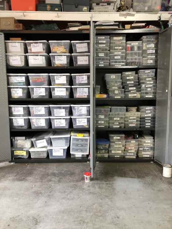 rsz_img_5974 Sams Cabinet 2.jpg