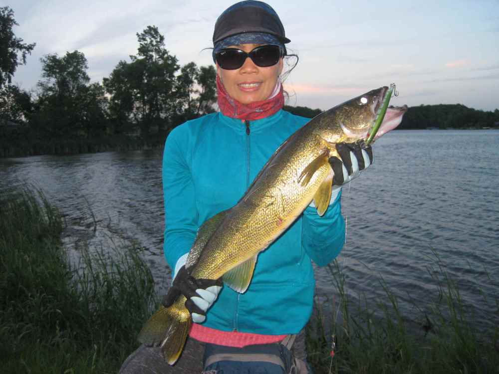 1452589402_monsterwalleye005.thumb.JPG.c90c44974e92b7d84faab3e28318ca24.JPG