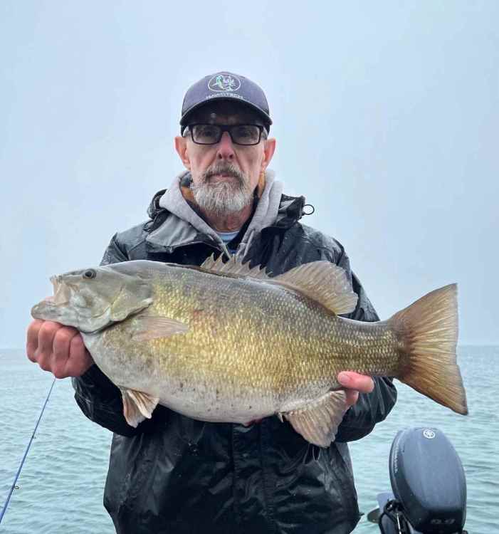 LZRPE7385-H-RinfishW.JPG