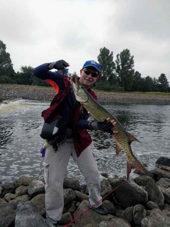934979186_muskie040.thumb.jpg.af39c3cc712b5ca21c516d0d1507f8de.jpg