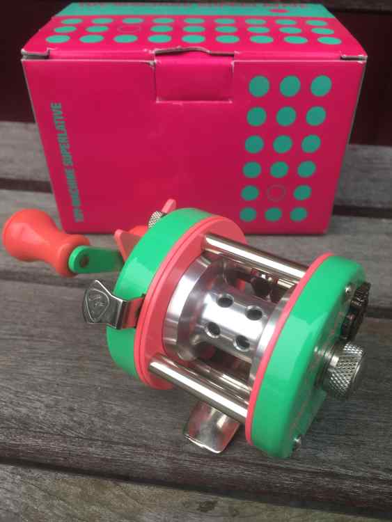 frog-products-toy-machine-superlative-this-is-the-ultimate-v0-mnzn0cl77lda1.thumb.jpg.b85e254ffea918e532fe9606d27fc559.jpg