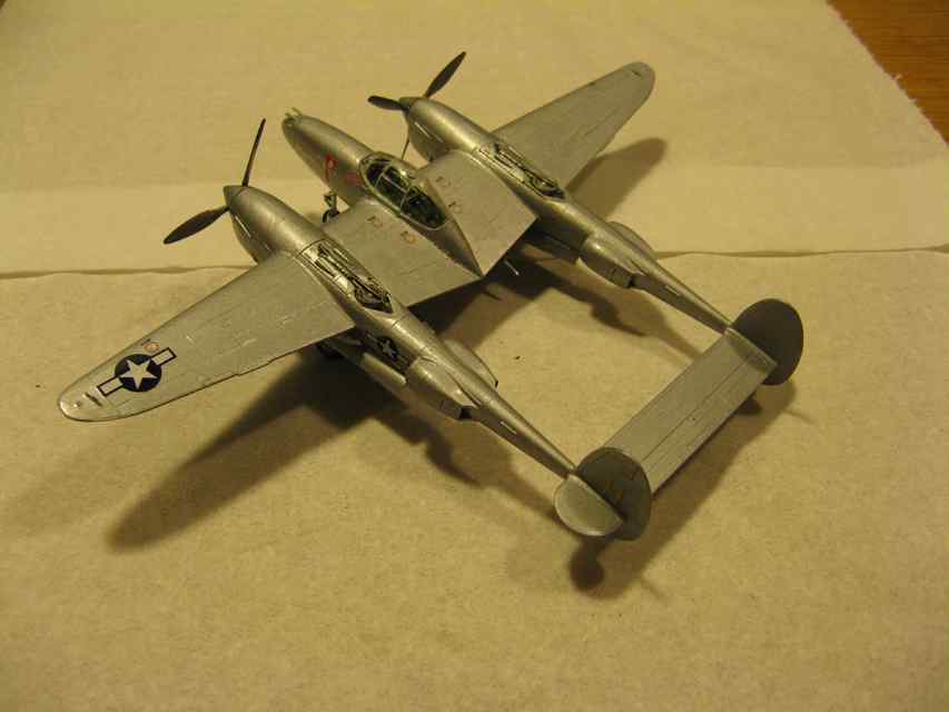 P-38J.jpg.457ebd7b3830bac588bf9baab398c259.jpg