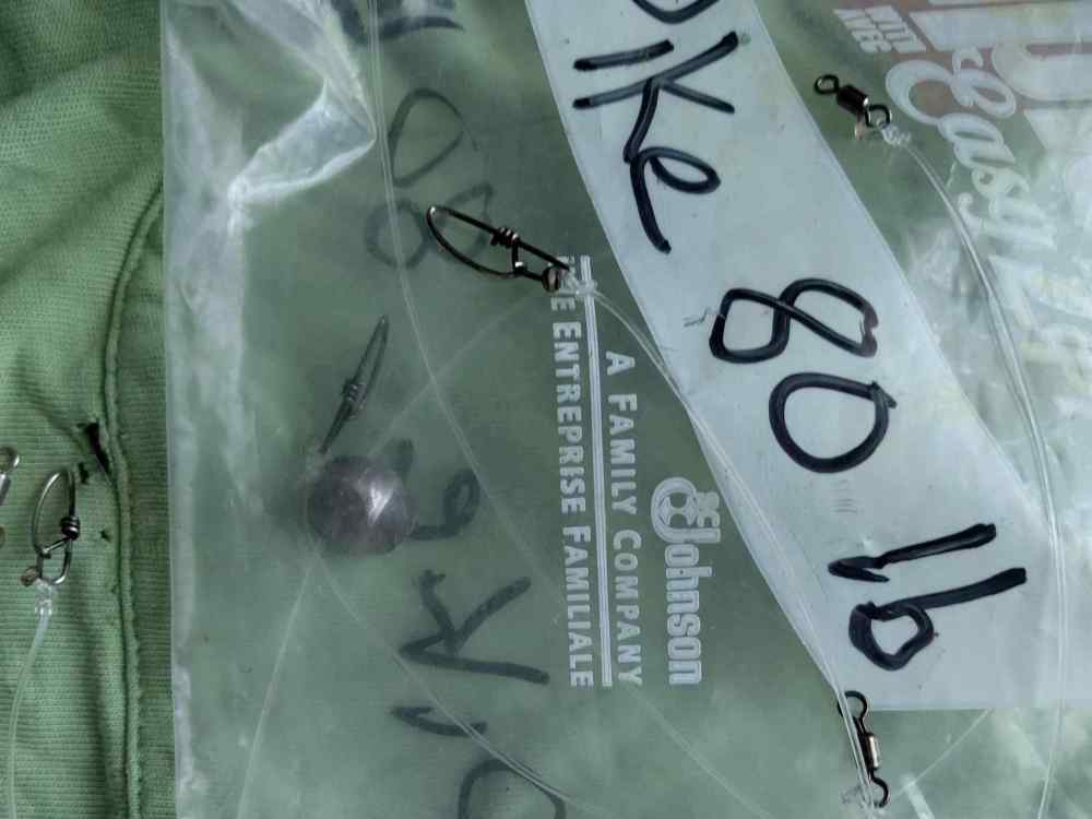 jigs041(2).thumb.jpg.d43675e695515cb71a3e5c4feec5a77d.jpg