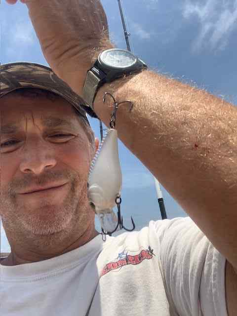 fishhook2.jpg.e747660335a746d5ae05942d7793582c.jpg