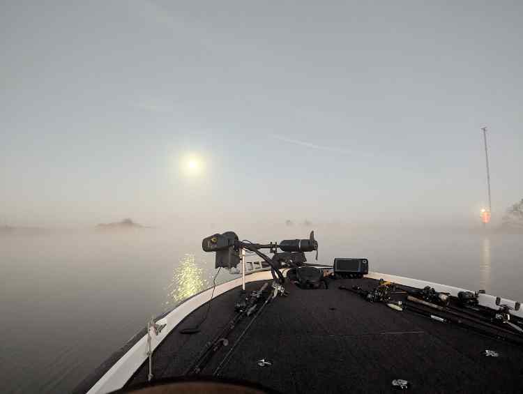 foggy.jpg.53c3e214fcdad75aac835f04346ac57f.jpg