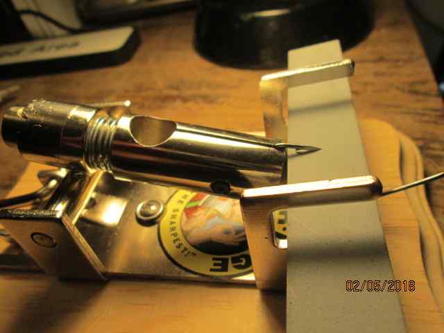 Razors Edge Guide 011.JPG