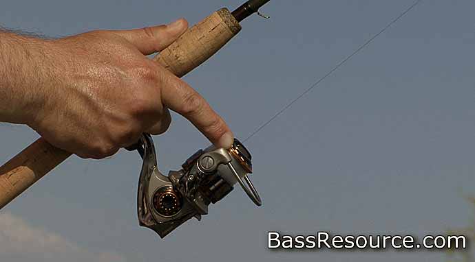 How to Prevent Line Twist on Spinning Reels, Video
