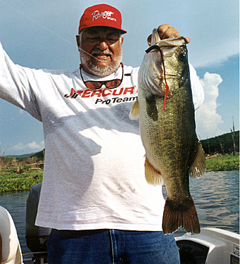 My buddy Don Iovino in Mexico. Don is a lean mean fishing machine now!