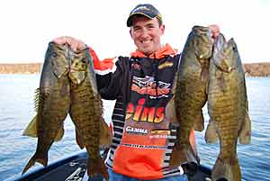Connecticut tournament angler Paul Mueller can catch fish at home and on the road, and he has the resume to prove it. He has qualified for the Bassmaster Classic twice, both times on waters far from his home.