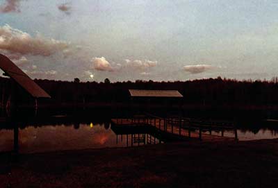 Moonrise with both diffusers at the north end of the lake in 14 feet. The system is to the left.