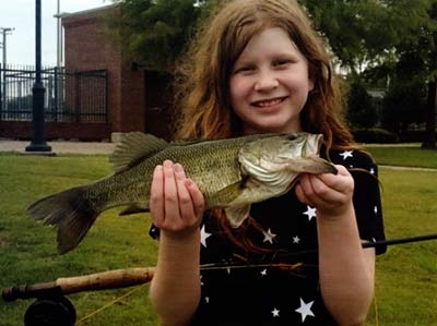 Expect this to be the large size for largemouth when stocked with just hybrid bluegill.