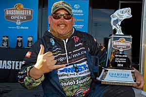 Andrew Young of Mound, Minn., above, wins the pro division of the Bass Pro Shops Bassmaster Central Open presented by Allstate on Lake Amistad. Joe Lee of Grand Prairie, Texas, below, takes the trophy in the co-angler division.  Photo by James Overstreet/Bassmaster