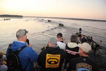 Photographers on the dock, and a helicopter in the distance captured images of morning blast off at 7:30 a.m. Sunday – the final morning of the Bassmaster Elite St. Johns River Showdown.